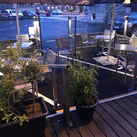 Hotel - Restaurant Au Tonnelier Bergues Eksteriør bilde