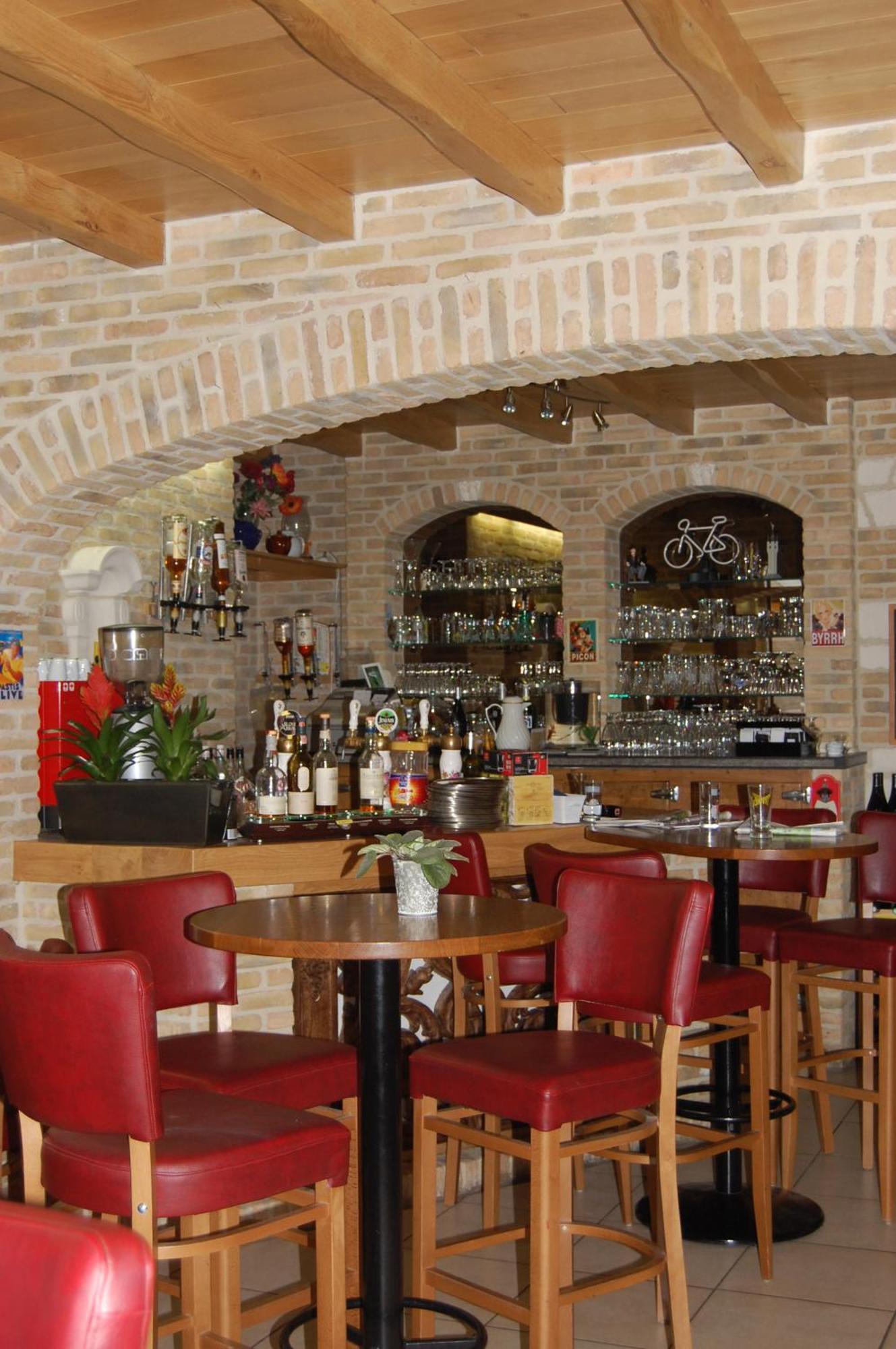 Hotel - Restaurant Au Tonnelier Bergues Eksteriør bilde