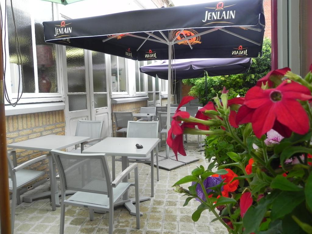 Hotel - Restaurant Au Tonnelier Bergues Eksteriør bilde