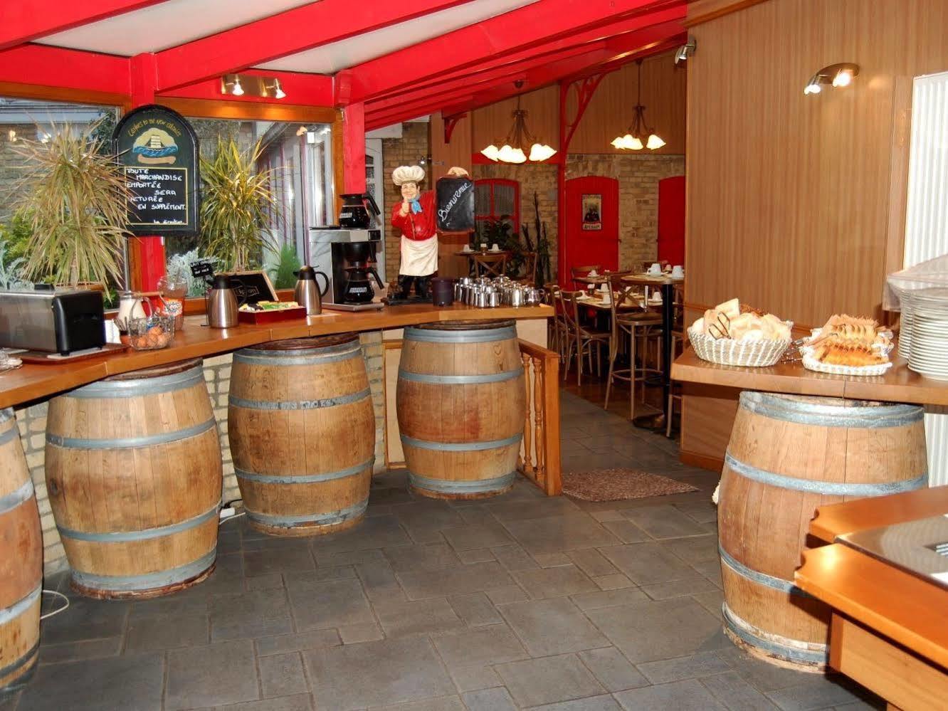 Hotel - Restaurant Au Tonnelier Bergues Eksteriør bilde